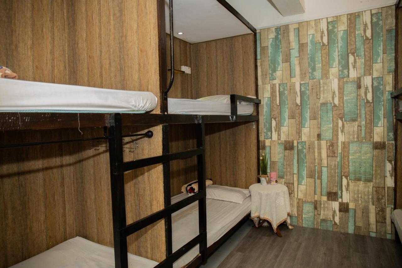 Escape Backpackers Kk Hostel Kota Kinabalu Ngoại thất bức ảnh